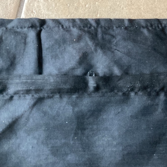 NWOT Embroidered sequined pillow covers - Set of 2 - Picture 6 of 9